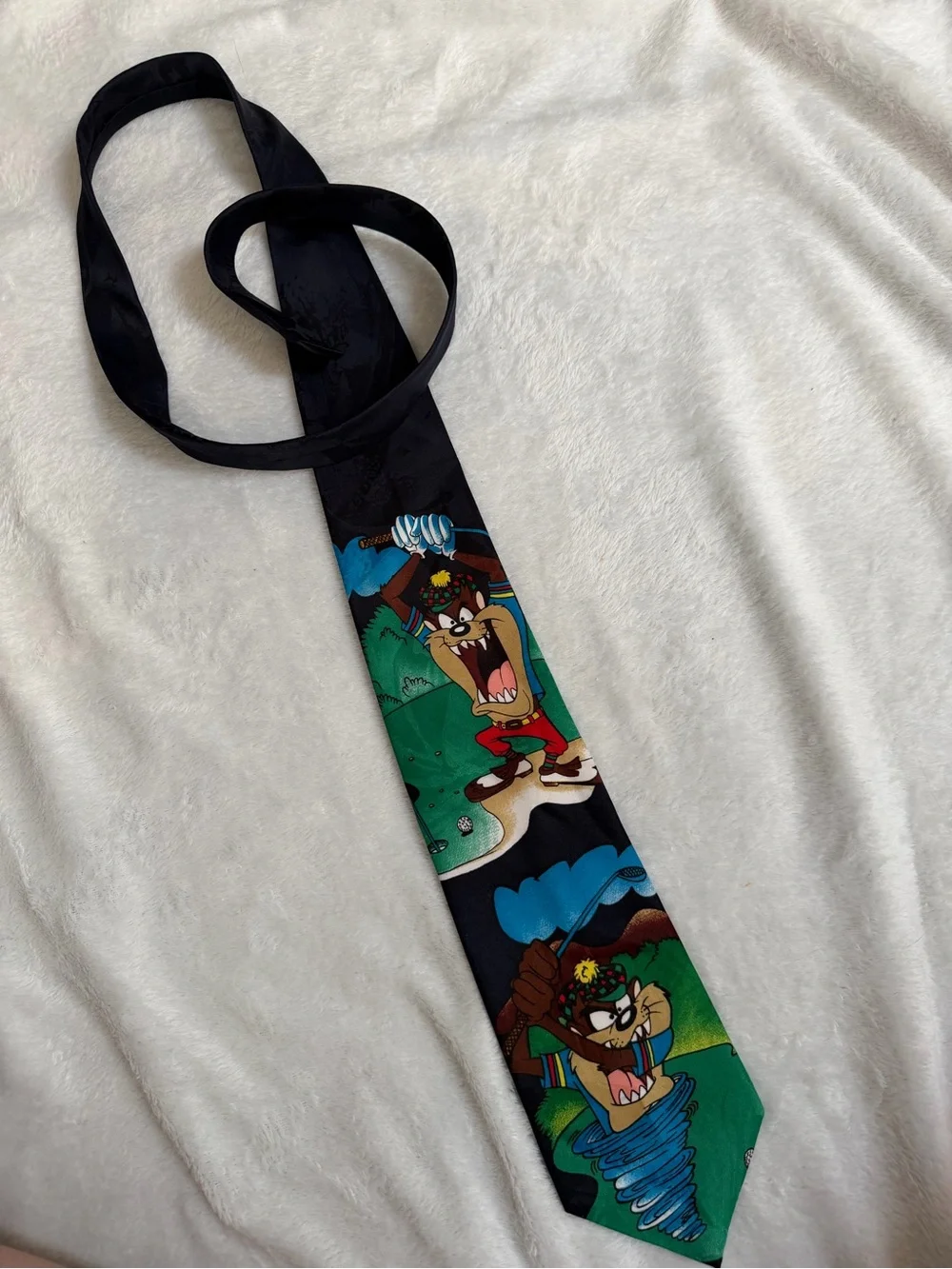 Vintage 1995 Looney Tunes Mania Taz Golf Necktie Warner Bros